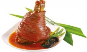 湯汁蹄膀 湯汁蹄膀