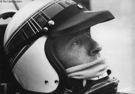 傑基·斯圖沃特 傑基·斯圖沃特