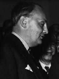 格拉德溫·傑布1945年至1946年代理