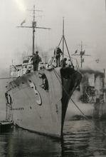 1928年10月在浦賀水道演習時與島風相撞的夕風，艦首出現輕傷
