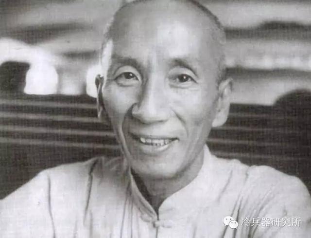 揭秘李小龍生平的十位師友 揭秘李小龍生平的十位師友