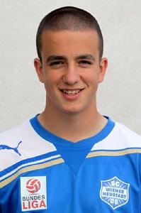 尼孔·耶夫蒂奇 尼孔·耶夫蒂奇