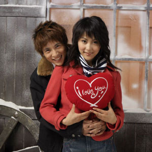 謙謙&賈青代言的博洋集團旗下的休閒服飾品牌IT IS.F(艾夫斯)