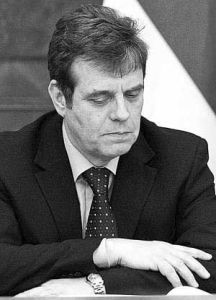 伊斯拉夫·科什圖尼察 伊斯拉夫·科什圖尼察