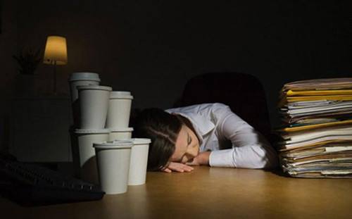 熬夜危害大 但究竟幾點睡才算熬夜?