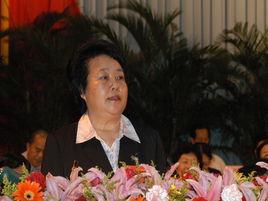 王芸[中國書法家協會會員]