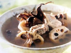 蓮藕牛腱湯 蓮藕牛腱湯