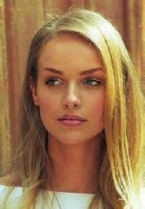 瑪達琳娜·米爾卡茲 瑪達琳娜·米爾卡茲