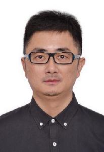 譚勇[律師、前法官]