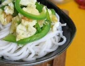 青椒雞蛋涼麵 青椒雞蛋涼麵