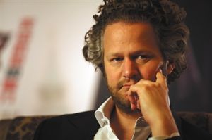 弗洛里安·亨克爾·馮·多納斯馬