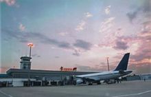 駱崗國際機場夜景