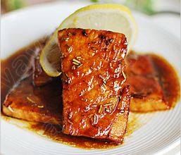 泰式醬汁香煎三文魚 泰式醬汁香煎三文魚