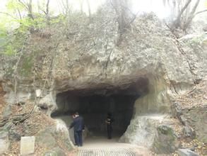 王喬洞石窟造像 王喬洞石窟造像