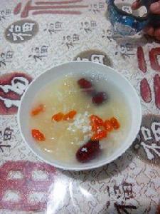 米酒銀耳蓮子羹 米酒銀耳蓮子羹