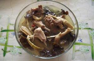 黑木耳老鴨湯 黑木耳老鴨湯