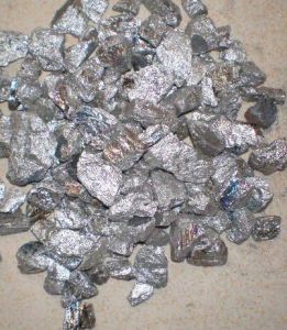 金屬鎢:金屬鎢，是一種比較稀有的金屬，是最難熔的金屬，熔點高達3410℃ -百科知識中文網