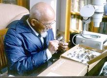 著名昆蟲分類學家周堯