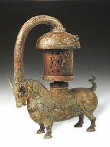 東漢錯銀銅牛燈 東漢錯銀銅牛燈