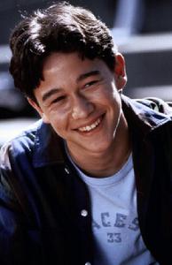 對面的惡女看過來[1999年吉爾&middot;約格爾執導美國電影]