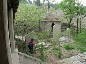 賢子峪三泉庵 賢子峪三泉庵