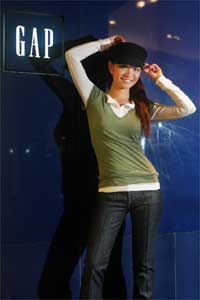 煙管褲的日常休閒造型