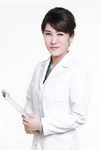 楊藝[重慶愛思特整形美容醫院執業醫生]