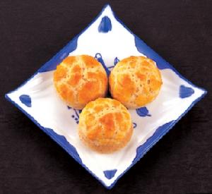 丘衛國作品：酥皮叉燒包