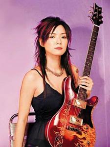 《很想當媽媽》