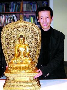 （圖）蔡銘超曾以1.2億港幣拍下佛像