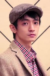 周申[編劇、導演]