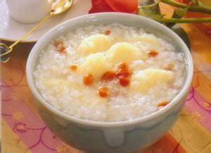 百合龍眼肉粥 百合龍眼肉粥