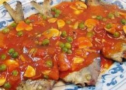 茄汁蘑菇煸鯧魚 茄汁蘑菇煸鯧魚