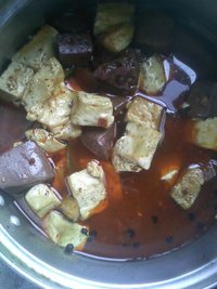 豬血豆腐