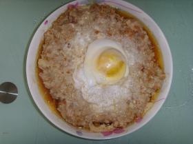 鹹蛋魷魚蒸肉餅