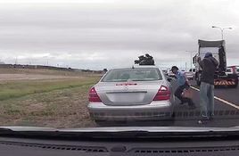 2·11開普敦惡性襲警事件 2·11開普敦惡性襲警事件