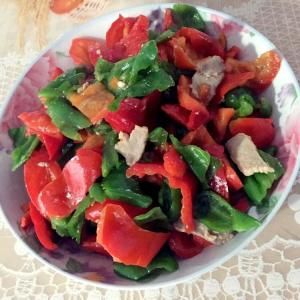 仙人掌炒青紅椒 仙人掌炒青紅椒