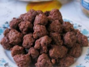 乾炸牛肉丸子 乾炸牛肉丸子