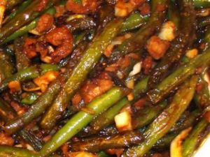 牛肉末燜豆角 牛肉末燜豆角