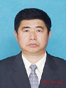 胡慶武[呼倫貝爾市人大常委會副主任]