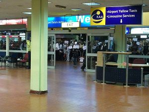 喬莫&middot;肯雅塔國際機場