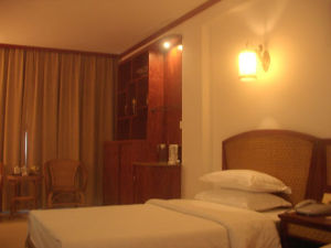 五指山翡翠山城假日酒店