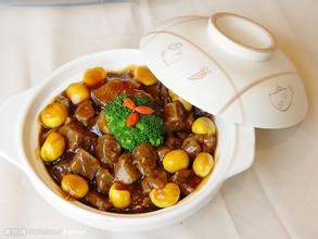 板栗燒鹿肉 板栗燒鹿肉