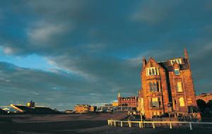 聖安德魯斯球場