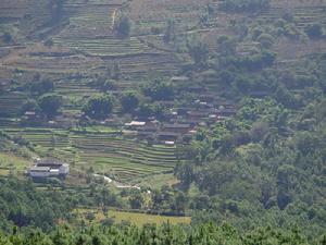 白岩窪村 白岩窪村