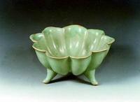 汝窯青瓷蓮花三足洗 汝窯青瓷蓮花三足洗