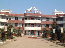 崗子中學 崗子中學