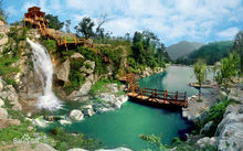 九如山瀑布群風景區