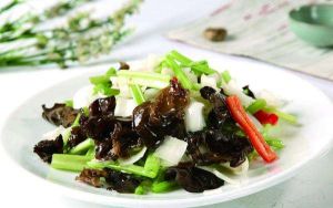 芹菜炒木耳 芹菜炒木耳