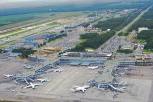 多莫傑多沃機場 多莫傑多沃機場